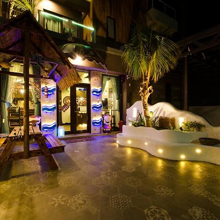 Summer Bay Inn Старе місто Хенчун Екстер'єр фото